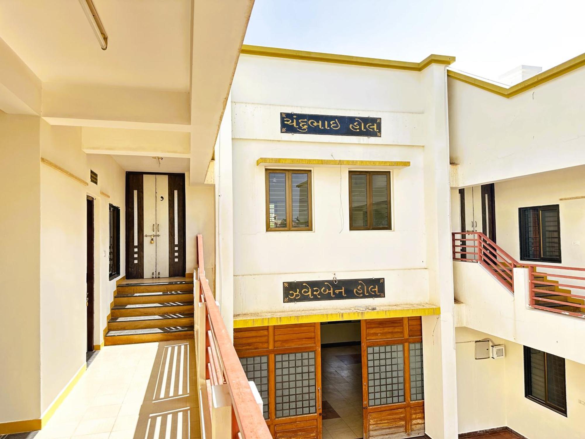Ranjan Vadi Hotel Bhuj Luaran gambar
