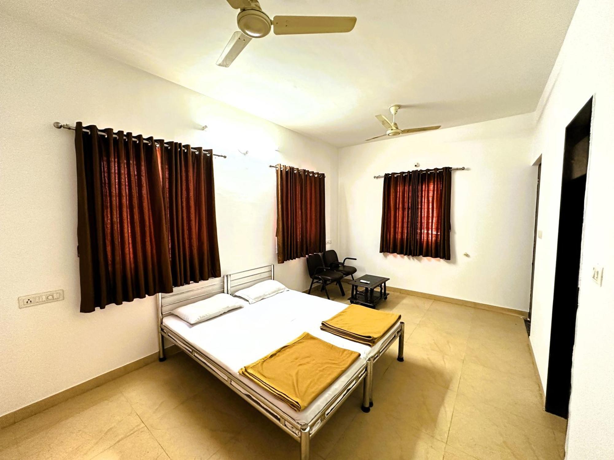 Ranjan Vadi Hotel Bhuj Luaran gambar